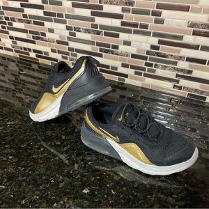 Nike Air Max Motion 2 Youth Size 13C